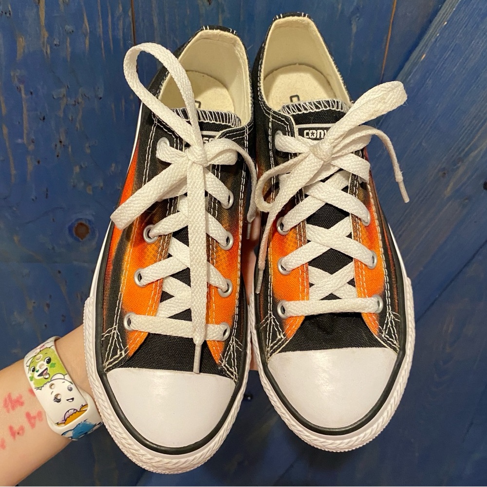 Converse Kids' Bold Fire Print Low Top Sneakers